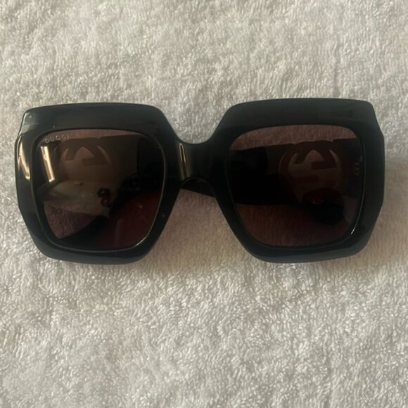 Gucci Accessories - GUCCI SUNGLASSES